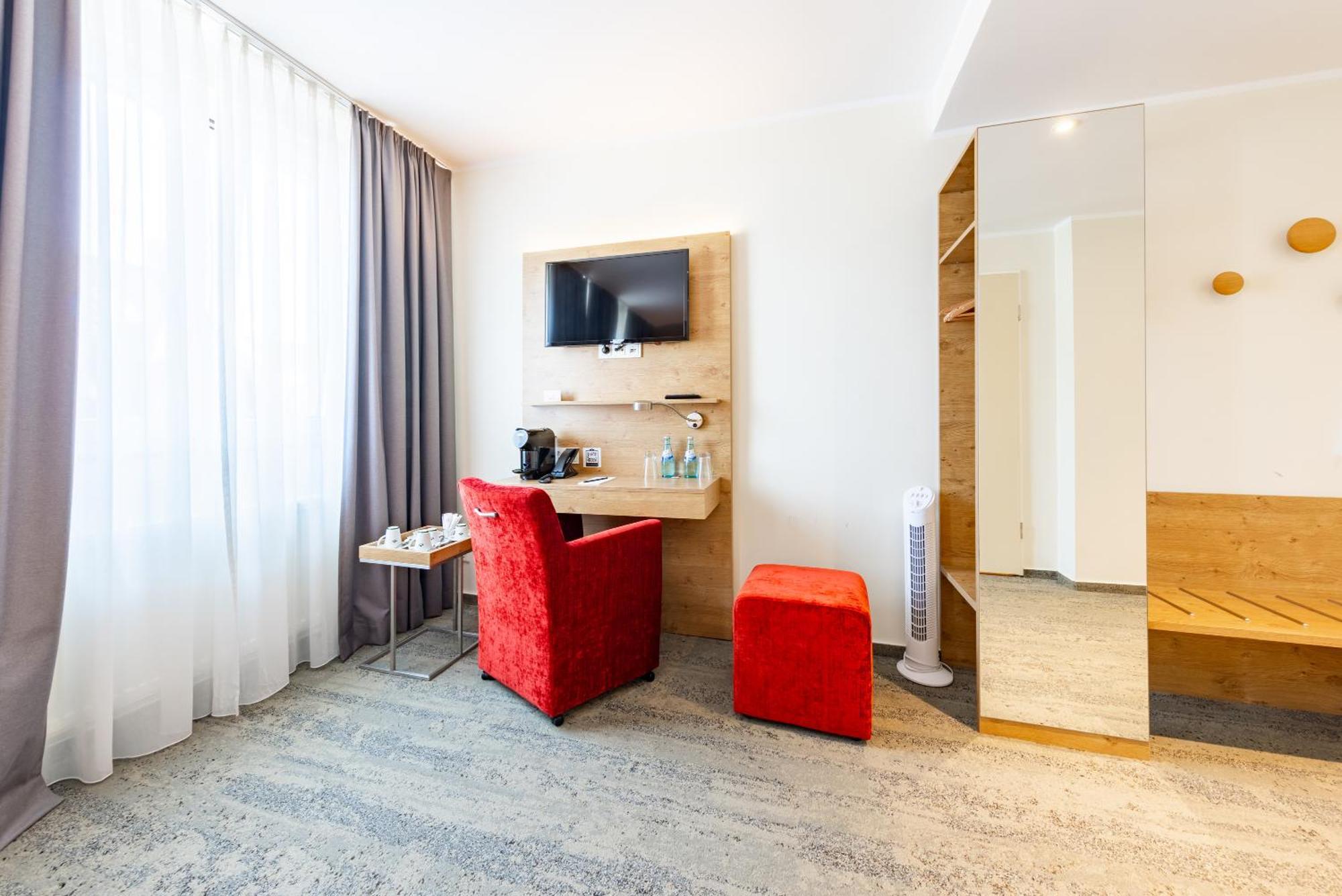 Maingau Hotel Франкфурт-на-Майне Экстерьер фото