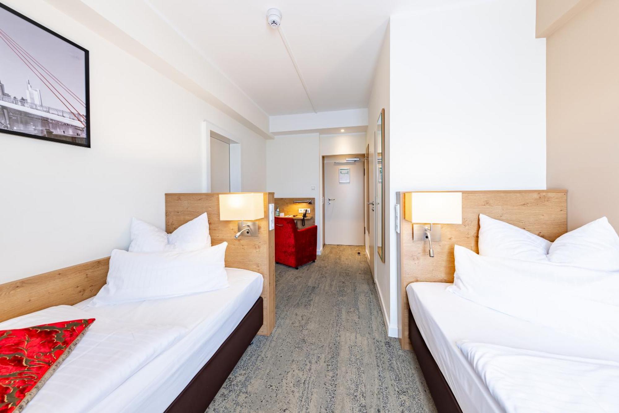 Maingau Hotel Франкфурт-на-Майне Экстерьер фото