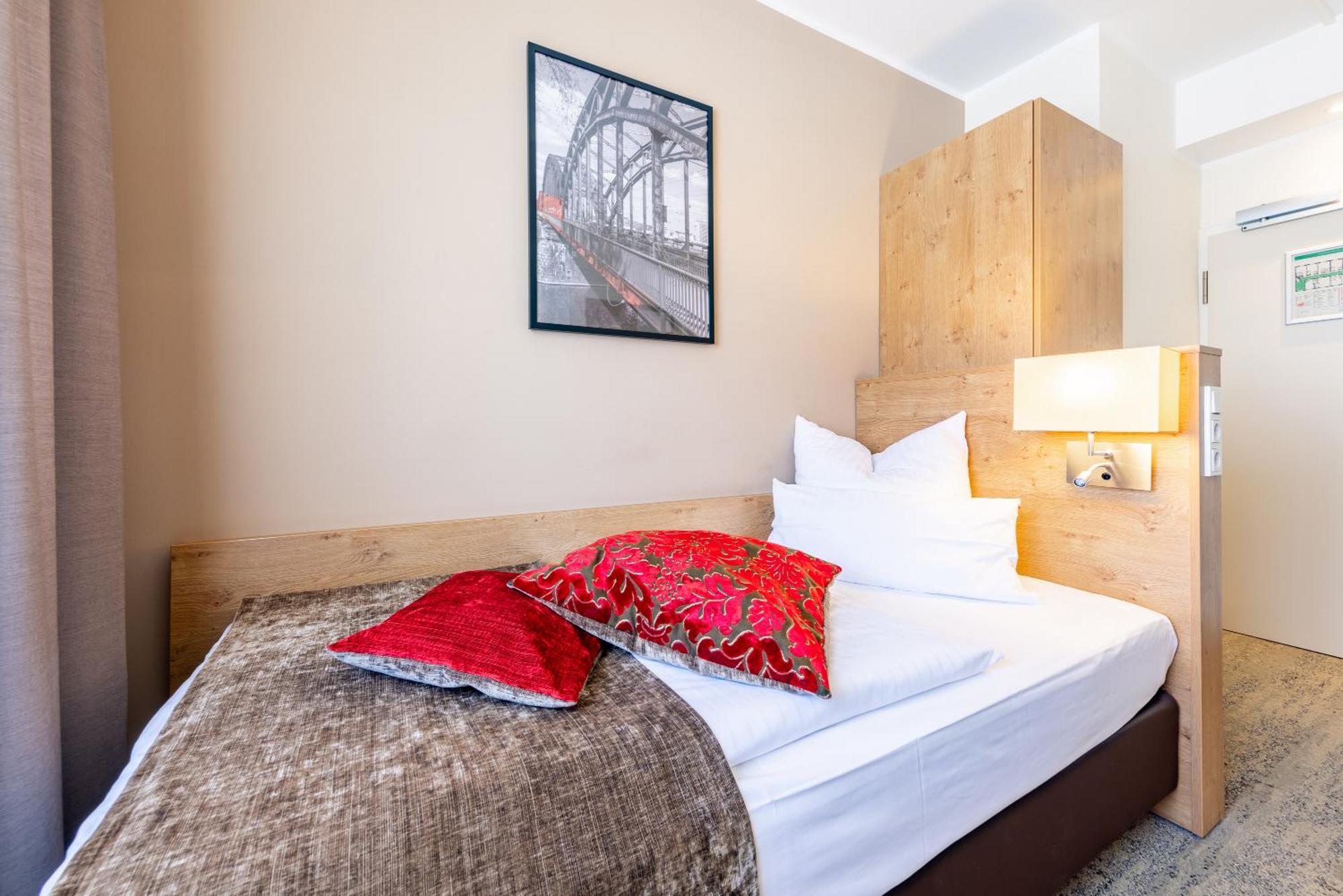 Maingau Hotel Франкфурт-на-Майне Экстерьер фото