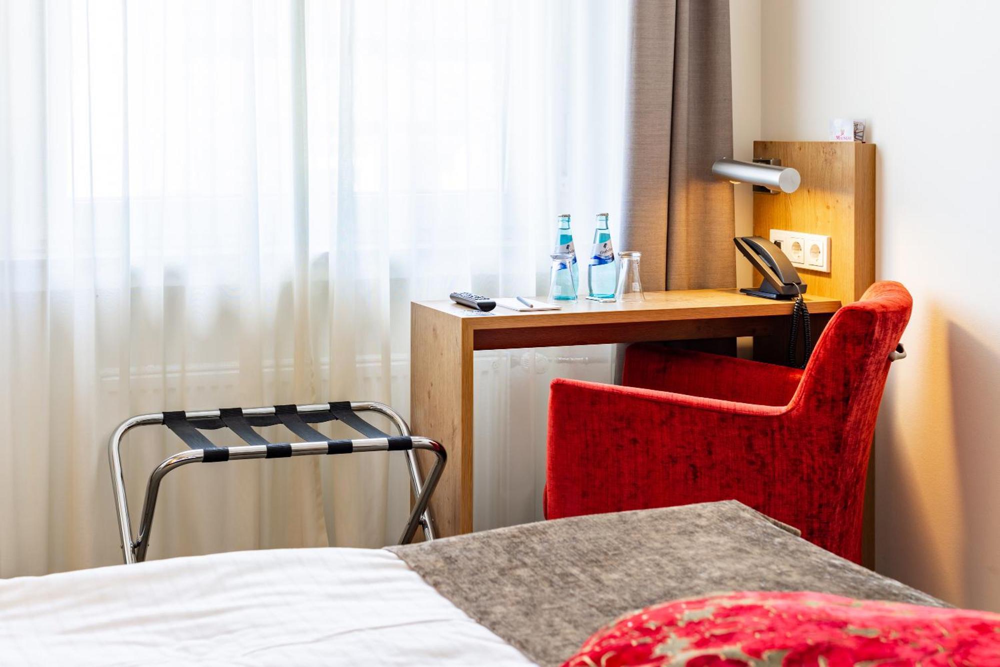 Maingau Hotel Франкфурт-на-Майне Экстерьер фото